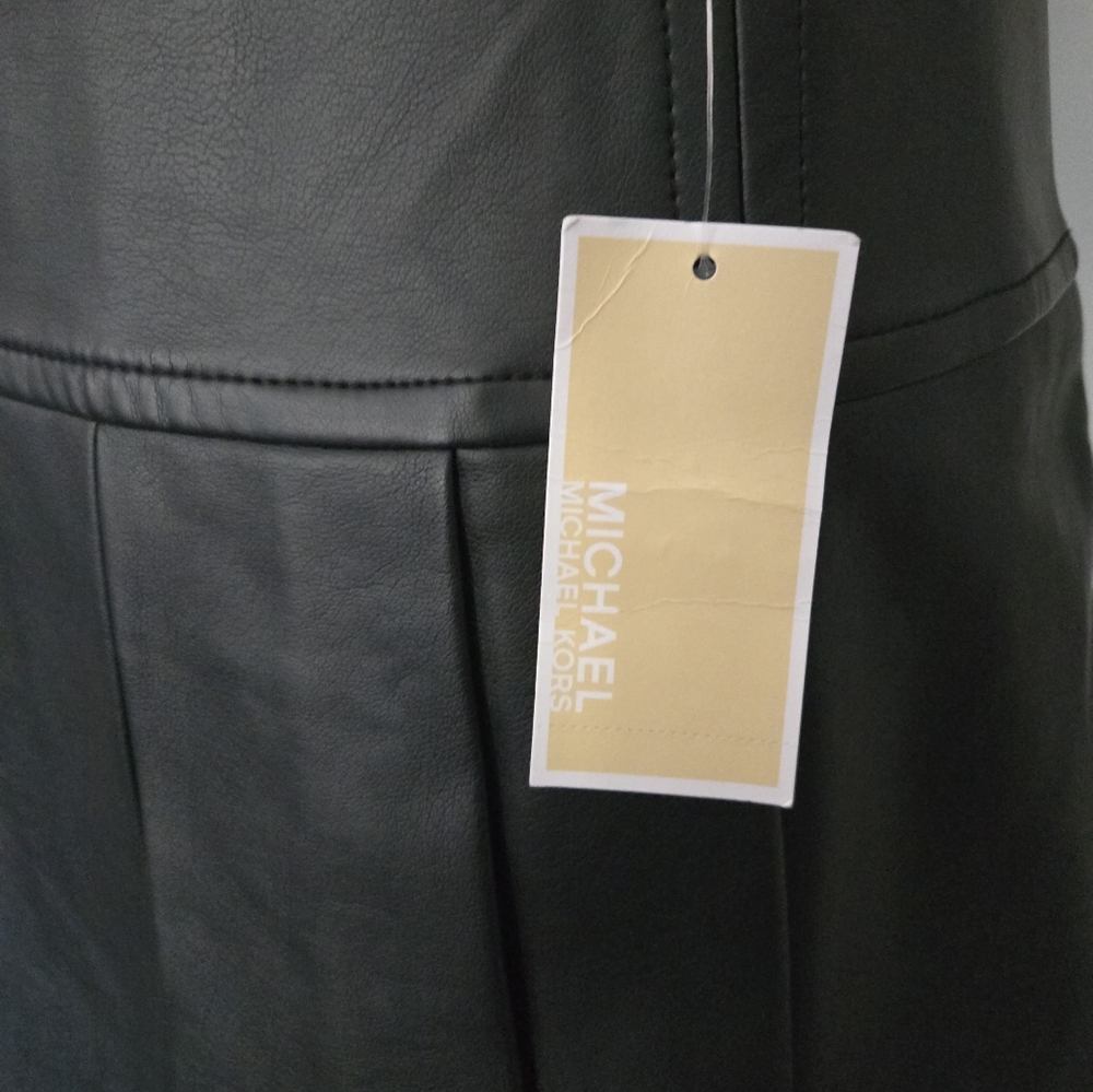 Michael Kors Black Leather Skirt - Picture 3 of 7